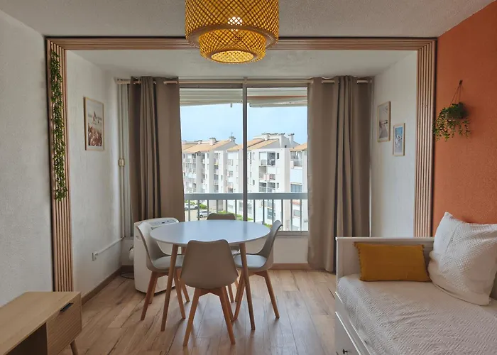 Chez Lena * Le Grau-du-Roi